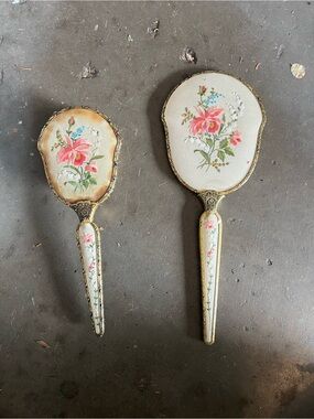 Vintage Floral Hand Mirror Set - Pink & Cream Embroidered Design